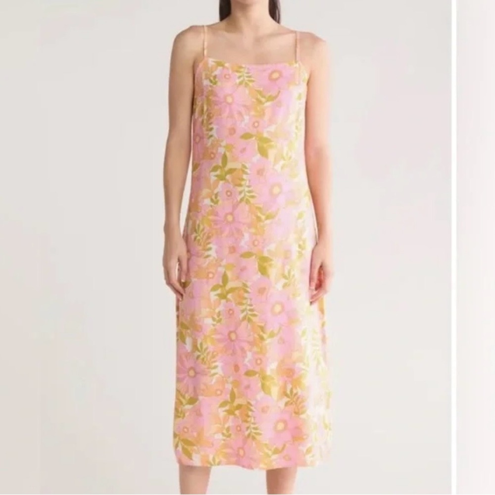 NWOT Golden Hour Maxi Dress
Billabong Size M